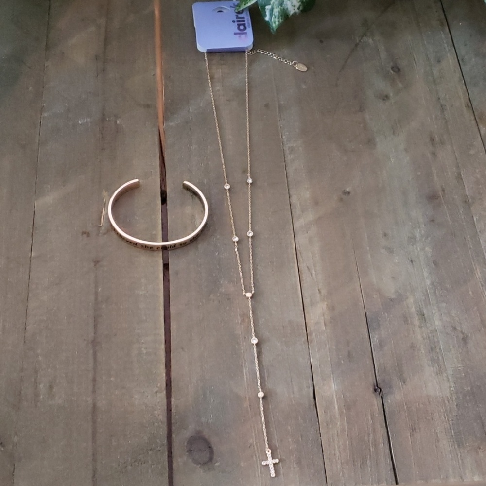2/$15 sale Long gold necklace w/cross & bracelet
